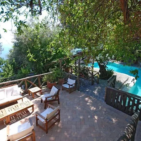 Vila Sleeps 10 Pool Air Con Wifi