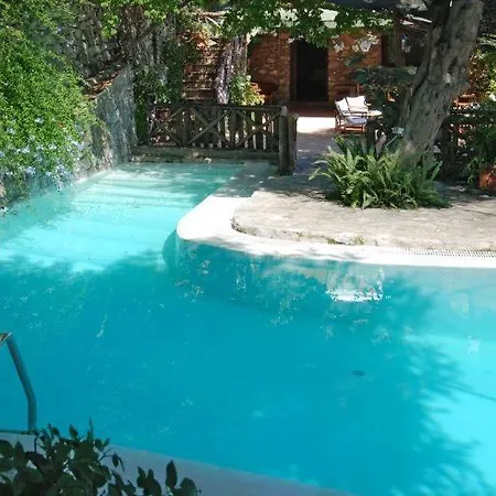 Sleeps 10 Pool Air Con Wifi Vila Vico Equense